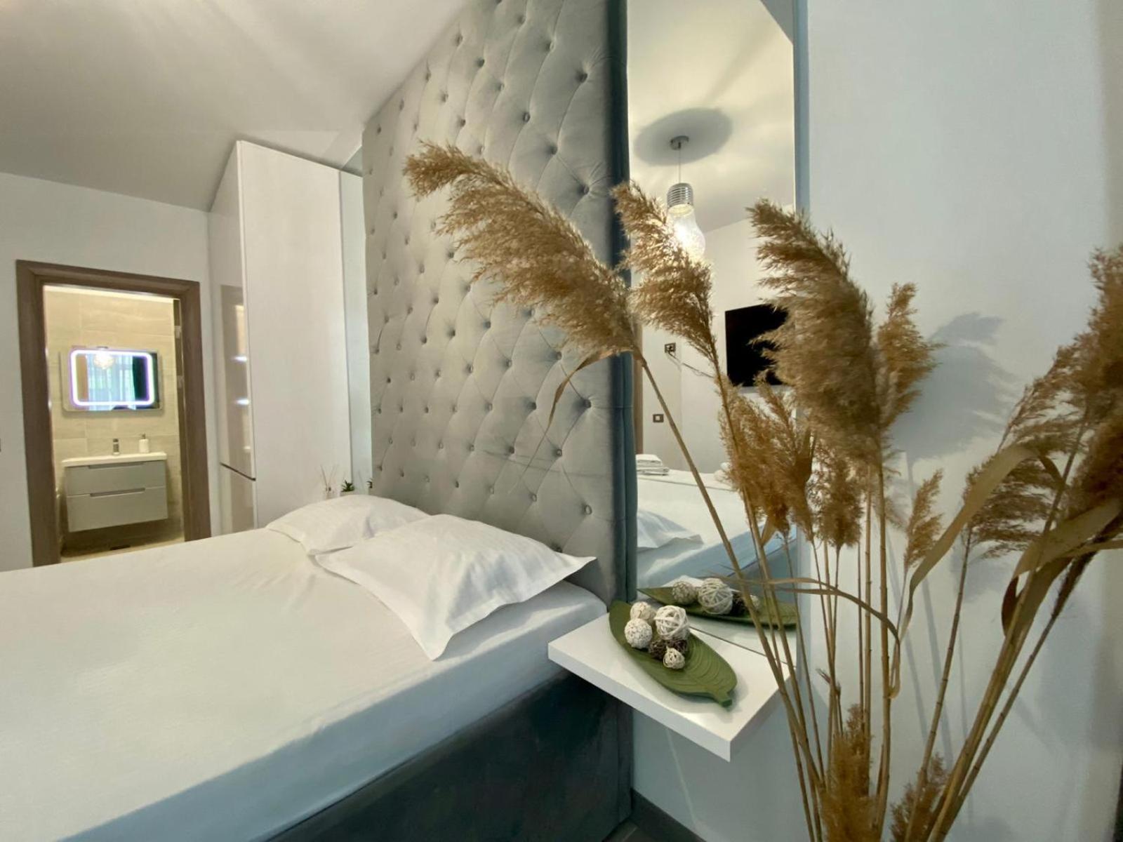 Iako Premium Apartament Năvodari Buitenkant foto
